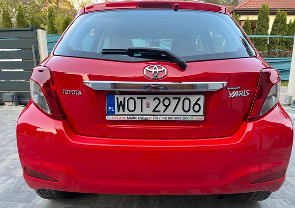 Toyota Yaris cena 27900 przebieg: 139000, rok produkcji 2012 z Marki małe 466